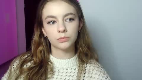 Snapshot of ariacreazy chatting on 01/05/25, 06:24 AriaCreazy online show from 01/05/25, 06:24