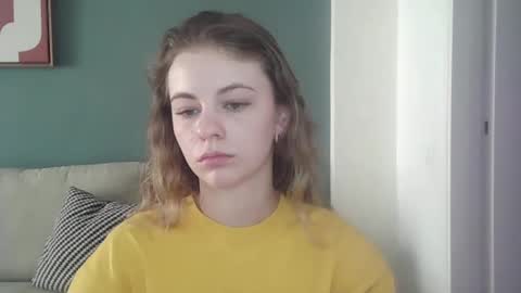 Snapshot of ariacreazy chatting on 09/15/25, 06:35 AriaCreazy online show from 09/15/25, 06:35