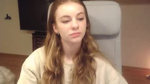 Snapshot of ariacreazy chatting on 10/10/25, 09:25 AriaCreazy online show from 10/10/25, 09:25