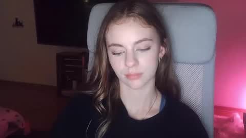 Snapshot of ariacreazy chatting on 11/08/25, 09:24 AriaCreazy online show from 11/08/25, 09:24