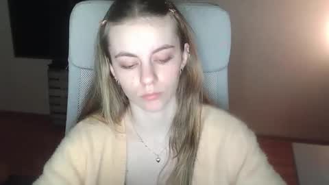 AriaCreazy online show from 01/18/26, 09:07