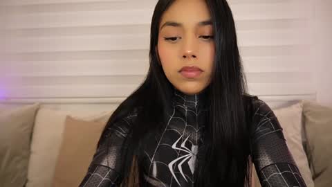 Snapshot of ariadna5 chatting on 12/23/24, 12:03 ARIADNA online show from 12/23/24, 12:03