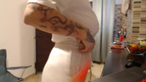 Adriana online show from 12/14/25, 12:21