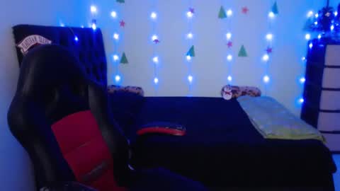 ...Ariana... online show from 12/06/24, 08:07