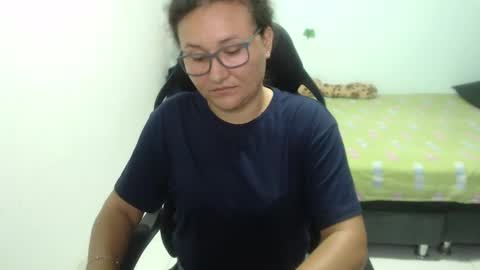 ...Ariana... online show from 02/07/25, 06:02