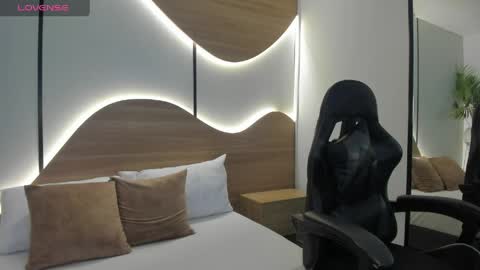 A R I A D N A online show from 03/31/26, 03:52