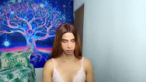 ariadna_dudamel online show from 12/15/25, 05:44