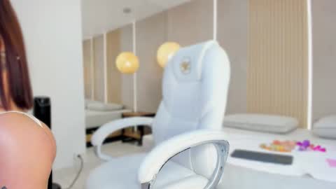 Snapshot of ariadna_oslen chatting on 01/15/26, 08:01 ariadna online show from 01/15/26, 08:01