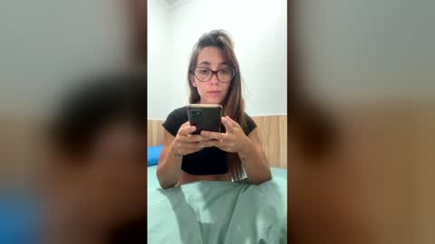 ariadnalatina online show from 03/25/26, 12:00