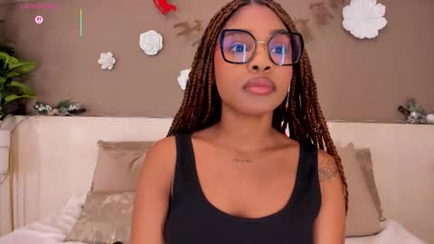 Aria Foster online show from 12/19/25, 04:19