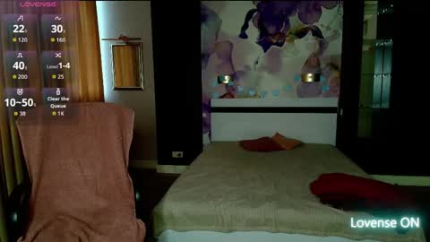 AriaGray online show from 03/30/26, 12:17