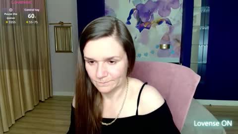 AriaGray online show from 04/27/26, 07:01