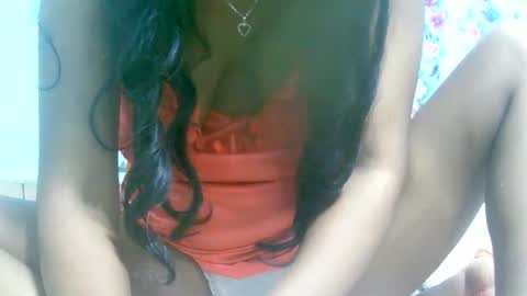 ariah13 online show from 12/18/25, 06:36