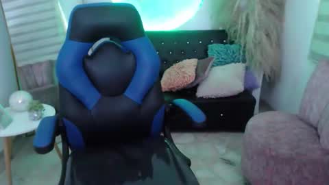 ariah_cute online show from 03/30/26, 07:48