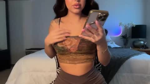 Aria  online show from 09/09/25, 03:44