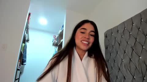 Snapshot of ariamontgomeryyy chatting on 12/20/24, 09:50 Aria Montgomery online show from 12/20/24, 09:50