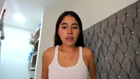 Snapshot of ariamontgomeryyy chatting on 12/21/24, 11:56 Aria Montgomery online show from 12/21/24, 11:56