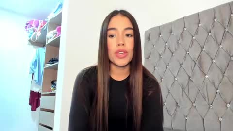 Snapshot of ariamontgomeryyy chatting on 12/29/24, 01:45 Aria Montgomery online show from 12/29/24, 01:45