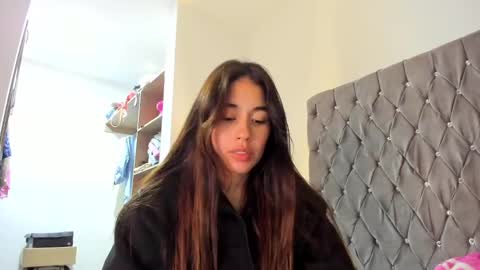 Snapshot of ariamontgomeryyy chatting on 01/11/25, 07:17 Aria Montgomery online show from 01/11/25, 07:17