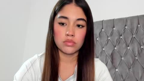 Snapshot of ariamontgomeryyy chatting on 01/28/25, 04:50 Aria Montgomery online show from 01/28/25, 04:50