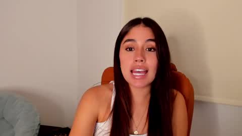 Snapshot of ariamontgomeryyy chatting on 02/02/25, 09:19 Aria Montgomery online show from 02/02/25, 09:19