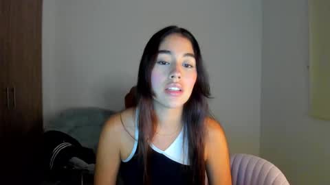 Snapshot of ariamontgomeryyy chatting on 03/06/25, 03:02 Aria Montgomery online show from 03/06/25, 03:02