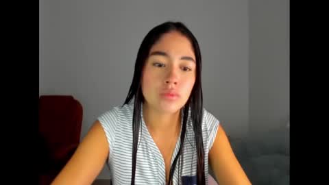 Snapshot of ariamontgomeryyy chatting on 03/12/25, 09:44 Aria Montgomery online show from 03/12/25, 09:44