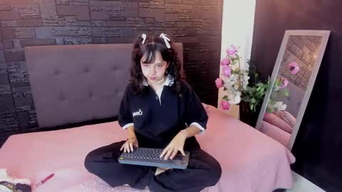Snapshot of ariamoonlight chatting on 02/22/25, 11:46 online show from 02/22/25, 11:46