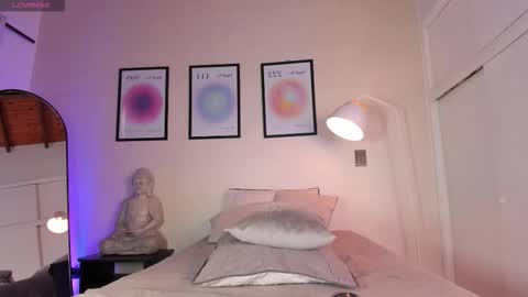 Aria online show from 01/05/26, 09:07