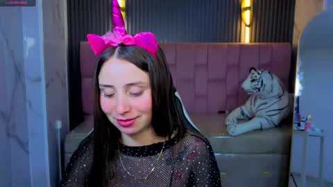 ariana18_b online show from 04/14/26, 12:55