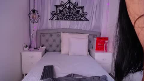 ARIANA online show from 02/25/25, 07:36