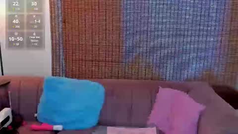 Snapshot of ariana_cross_ chatting on 11/21/25, 04:49 Ariana Cruz online show from 11/21/25, 04:49