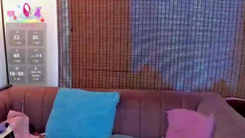 Snapshot of ariana_cross_ chatting on 12/04/25, 04:16 Ariana Cruz online show from 12/04/25, 04:16