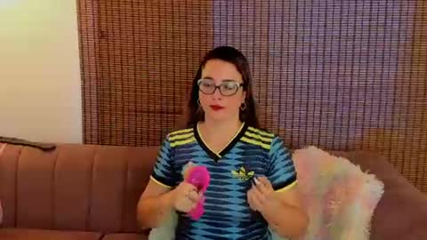 Ariana Cruz online show from 07/07/26, 12:42