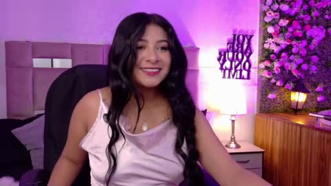 Snapshot of ariana_foxx__ chatting on 06/09/26, 01:45 Ariana online show from 06/09/26, 01:45