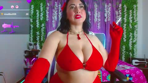 Ariana online show from 10/23/25, 05:01