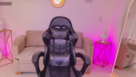 Ariana online show from 05/31/26, 04:58