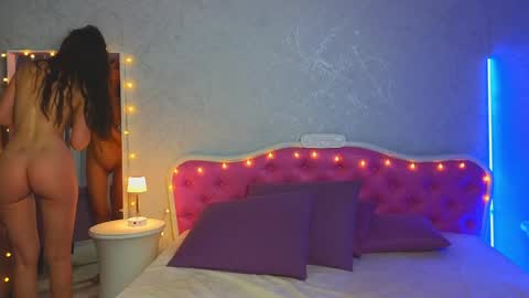 Snapshot of ariana_petite chatting on 02/02/25, 11:00 Ariana online show from 02/02/25, 11:00