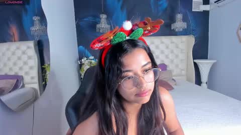 Snapshot of ariana_pierce chatting on 12/18/24, 02:21 Ariana online show from 12/18/24, 02:21