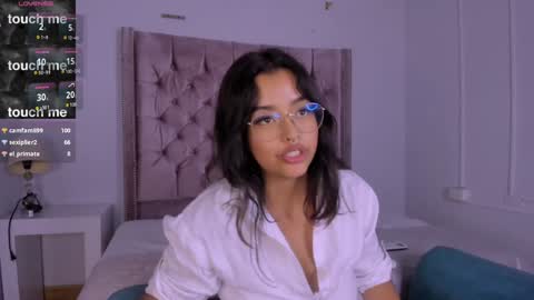Snapshot of ariana_pierce chatting on 01/17/25, 08:13 Ariana online show from 01/17/25, 08:13