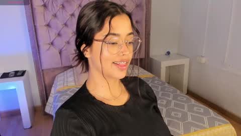 Snapshot of ariana_pierce chatting on 02/28/25, 05:04 Ariana online show from 02/28/25, 05:04