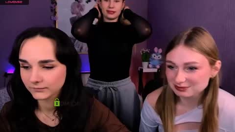 Snapshot of ariana_ross7 chatting on 01/31/26, 08:29 ariana_ross7 online show from 01/31/26, 08:29