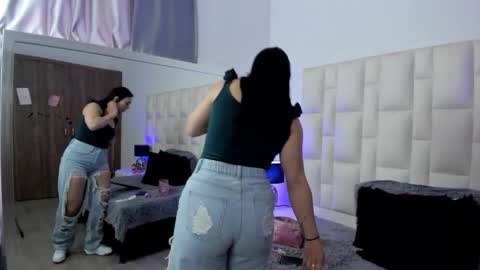  ariana  online show from 02/21/26, 04:08