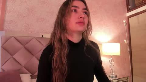 Ari online show from 12/04/25, 03:27