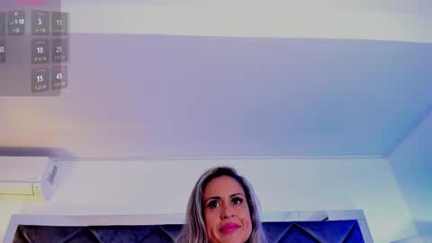 Snapshot of arianacastillo_1 chatting on 10/16/25, 11:55 Ariana Castillo online show from 10/16/25, 11:55
