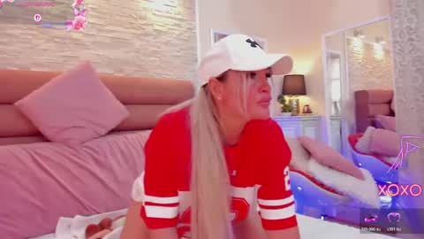 Ariana online show from 04/29/26, 07:45