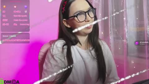 arianahot777 online show from 11/17/25, 08:03