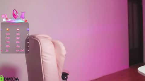 arianahot777 online show from 12/22/25, 09:56