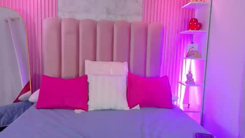 ArianaRougee online show from 05/31/26, 03:26