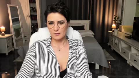 Ana online show from 01/28/25, 03:35